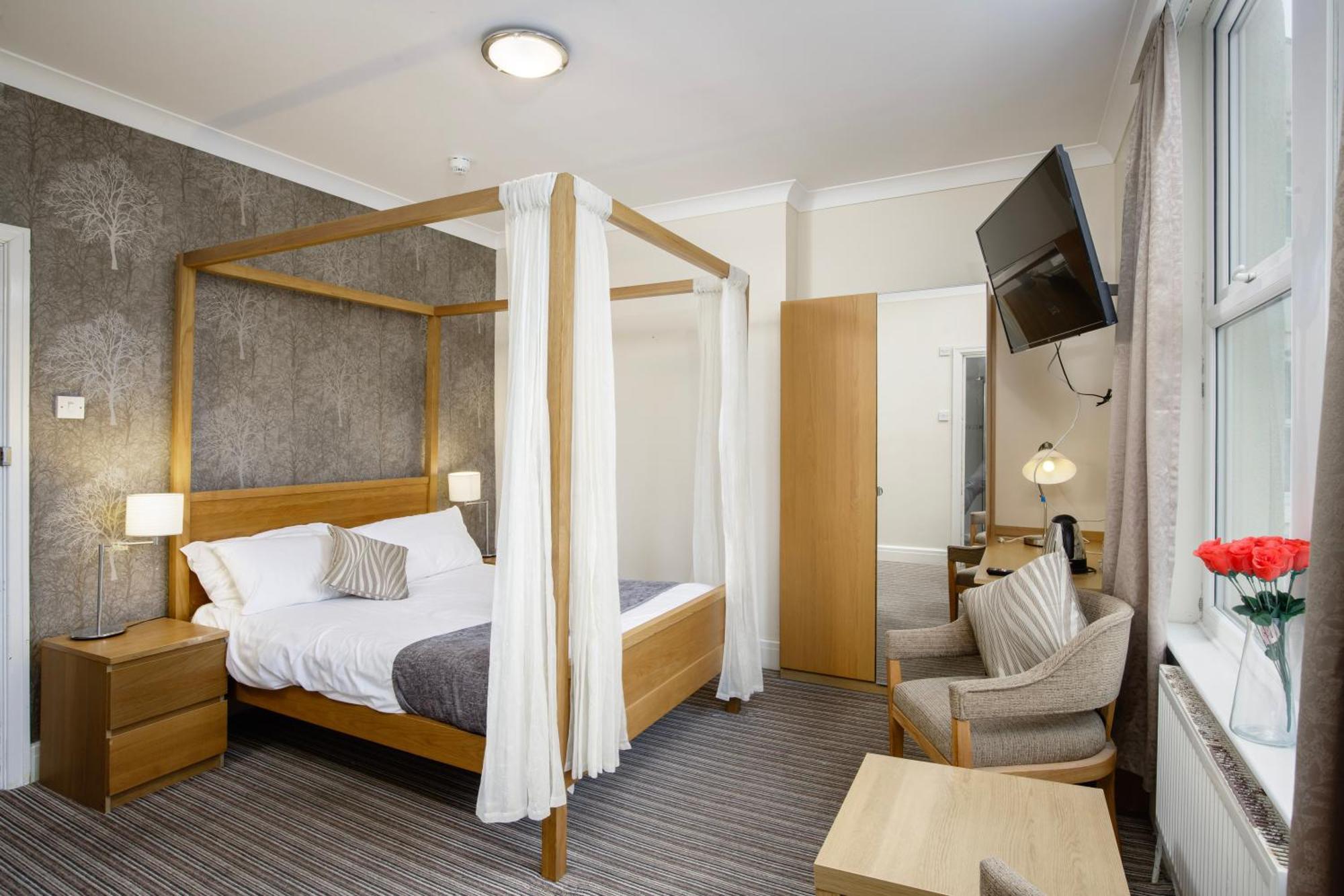 Superior Double Room,1704986915:JPEG